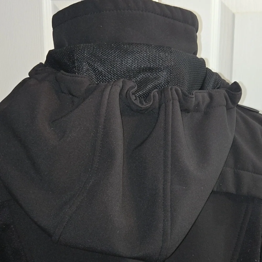 Gallery Raincoat - Picture 5 of 6